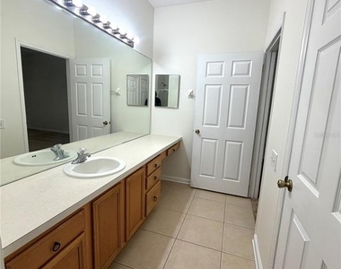 6084 Stevenson Drive - Photo Thumbnail 13