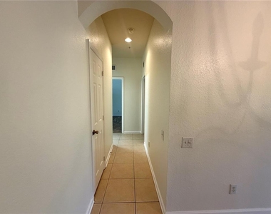 6084 Stevenson Drive - Photo Thumbnail 10