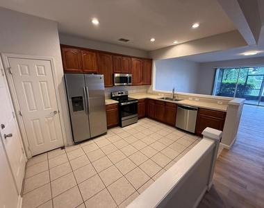 933 Enclair Street - Photo Thumbnail 5
