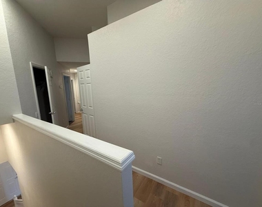 933 Enclair Street - Photo Thumbnail 15