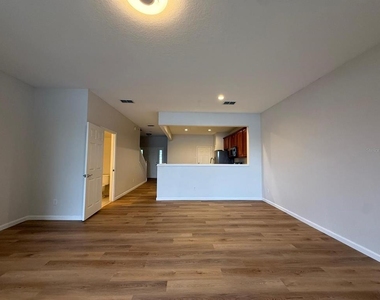 933 Enclair Street - Photo Thumbnail 10