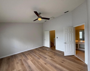 933 Enclair Street - Photo Thumbnail 18