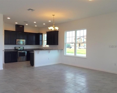 9350 Woodcrane Drive - Photo Thumbnail 6
