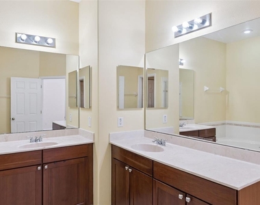 14844 Faberge Drive - Photo Thumbnail 34