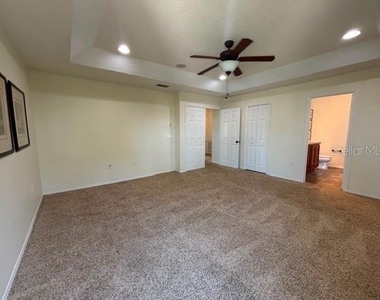 11844 Chateaubriand Avenue - Photo Thumbnail 22