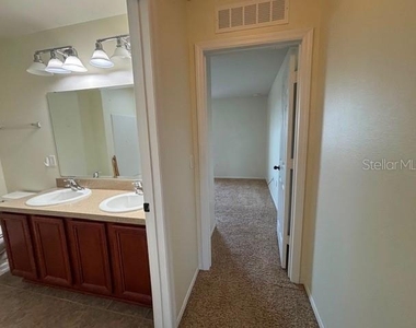 11844 Chateaubriand Avenue - Photo Thumbnail 31