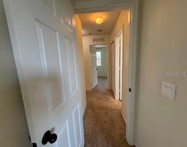 11844 Chateaubriand Avenue - Photo Thumbnail 29