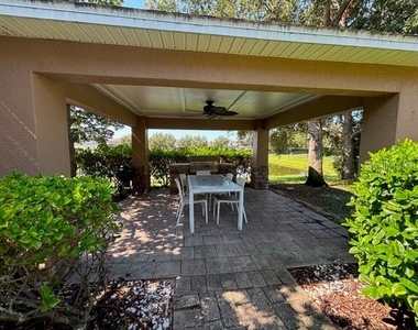 11844 Chateaubriand Avenue - Photo Thumbnail 38