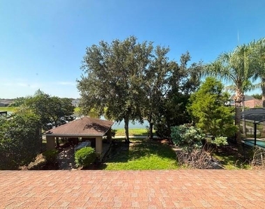 11844 Chateaubriand Avenue - Photo Thumbnail 41