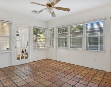 2 W Yale Street - Photo Thumbnail 18