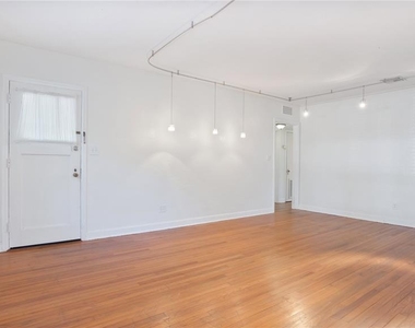 2 W Yale Street - Photo Thumbnail 5