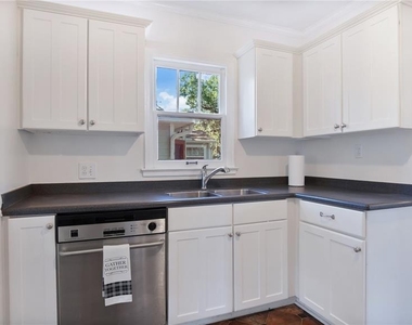 2 W Yale Street - Photo Thumbnail 9