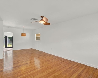 3345 Lila Drive - Photo Thumbnail 1