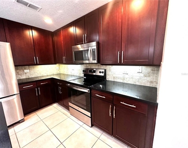 3845 Silverbell Loop - Photo Thumbnail 3