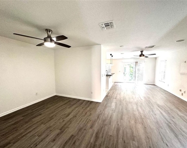3845 Silverbell Loop - Photo Thumbnail 10