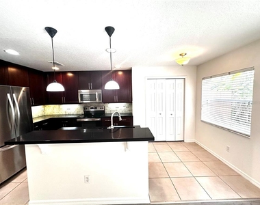 3845 Silverbell Loop - Photo Thumbnail 5