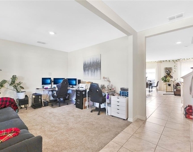 831 Turner Lane - Photo Thumbnail 2