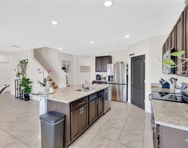 831 Turner Lane - Photo Thumbnail 6