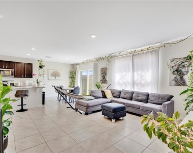 831 Turner Lane - Photo Thumbnail 4