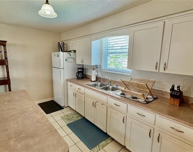 2410 S Atlantic Avenue - Photo Thumbnail 12
