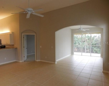1669 Monarch Drive - Photo Thumbnail 3