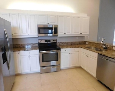 1669 Monarch Drive - Photo Thumbnail 5