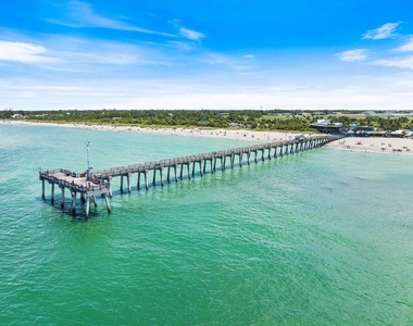 690 Bird Bay Circle - Photo Thumbnail 31