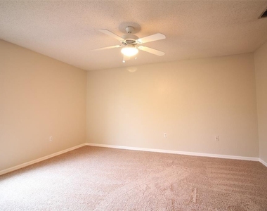3002 Chasewood Drive - Photo Thumbnail 9