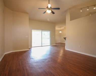 3002 Chasewood Drive - Photo Thumbnail 3