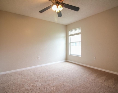 3002 Chasewood Drive - Photo Thumbnail 13
