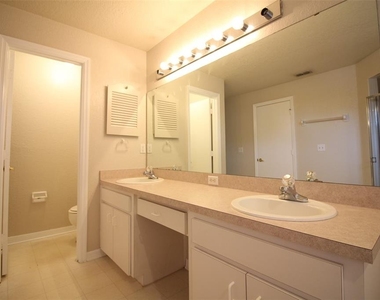 3002 Chasewood Drive - Photo Thumbnail 12