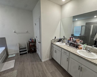 1287 Nw 136th Street - Photo Thumbnail 5