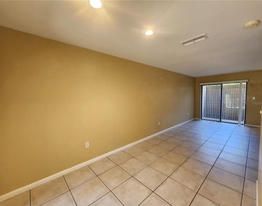 702 Sw 70 Terrace - Photo Thumbnail 10