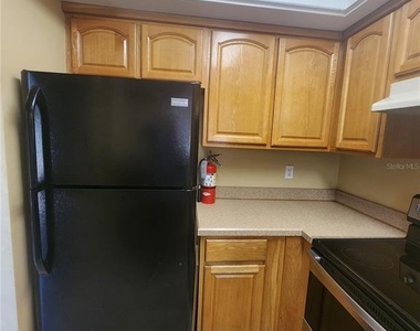 702 Sw 70 Terrace - Photo Thumbnail 7