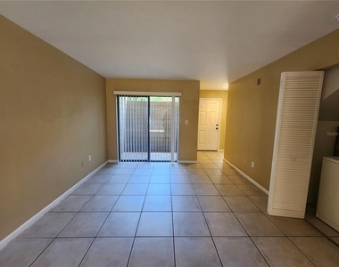 702 Sw 70 Terrace - Photo Thumbnail 21