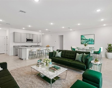 2275 Nw 248th Way - Photo Thumbnail 1