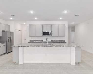 2275 Nw 248th Way - Photo Thumbnail 6