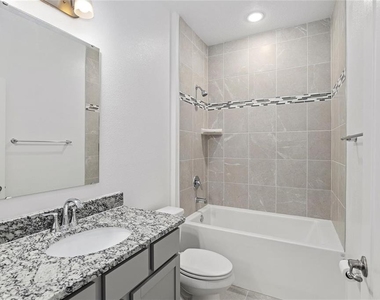 2275 Nw 248th Way - Photo Thumbnail 14