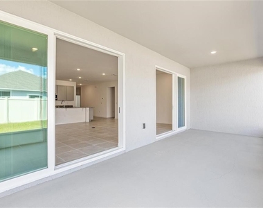 2275 Nw 248th Way - Photo Thumbnail 26