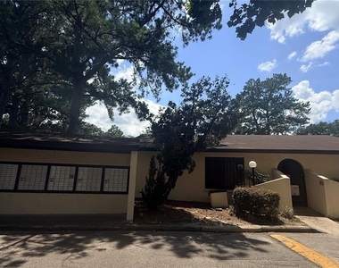 2735 Sw 35th Place - Photo Thumbnail 29