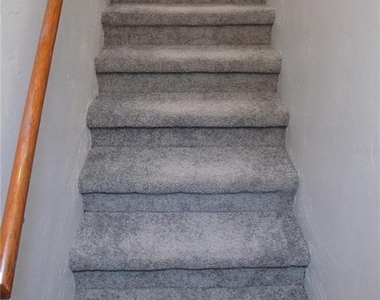 2735 Sw 35th Place - Photo Thumbnail 15