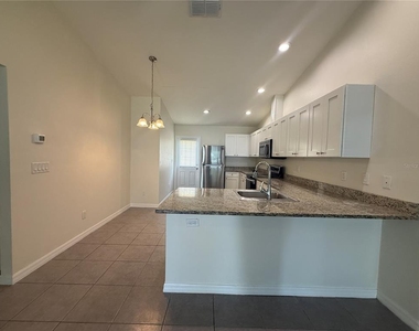 350 W Court Street - Photo Thumbnail 3