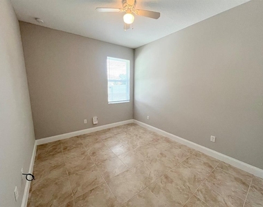 80 Buttonworth Drive - Photo Thumbnail 14