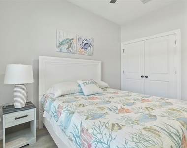 9155 Agate Street - Photo Thumbnail 2
