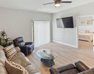 9155 Agate Street - Photo Thumbnail 13