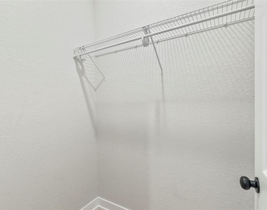 9155 Agate Street - Photo Thumbnail 20