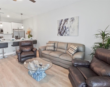 9155 Agate Street - Photo Thumbnail 15