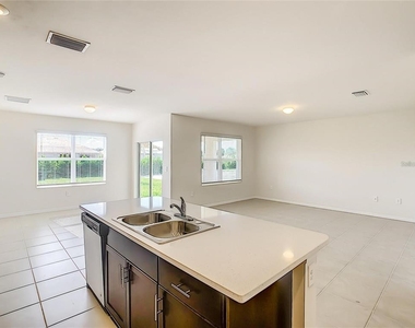 4203 Manatee Lane - Photo Thumbnail 19