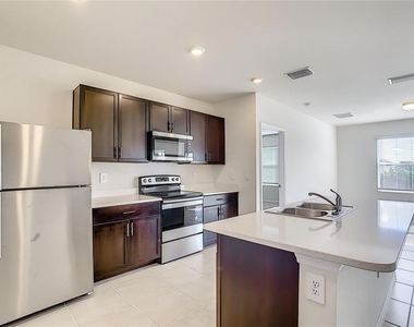 4203 Manatee Lane - Photo Thumbnail 13