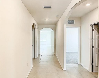 4203 Manatee Lane - Photo Thumbnail 5